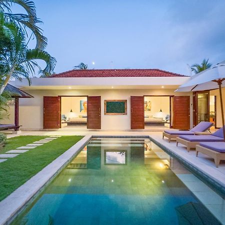 Villa Bugis Kayu Aya Seminyak 외부 사진