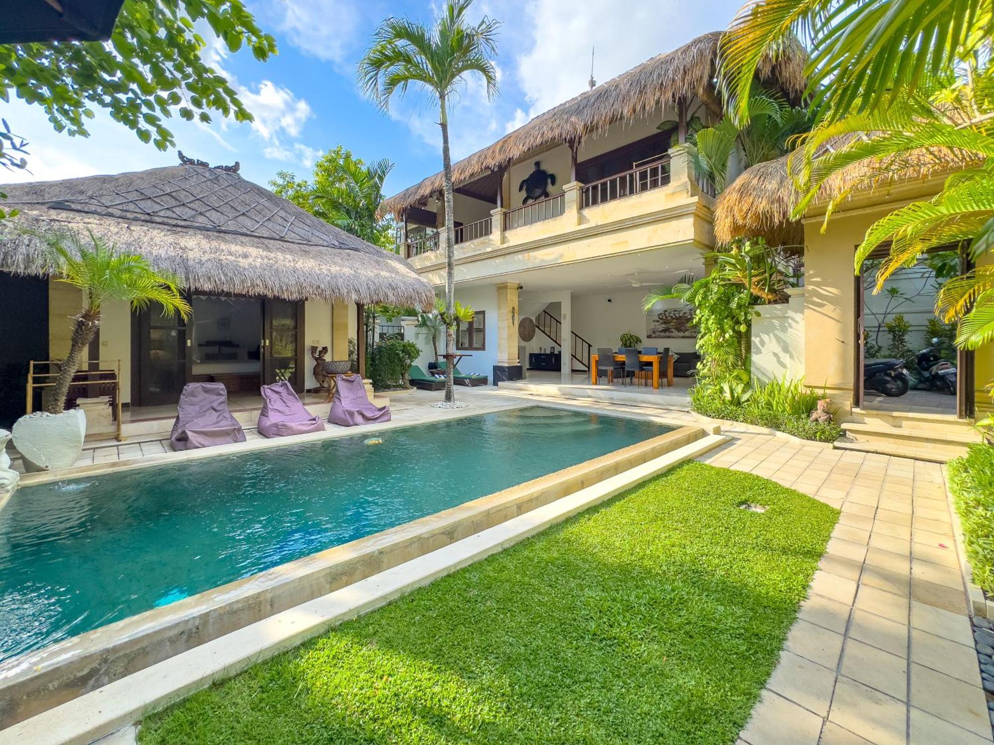 Villa Bugis Kayu Aya Seminyak 외부 사진
