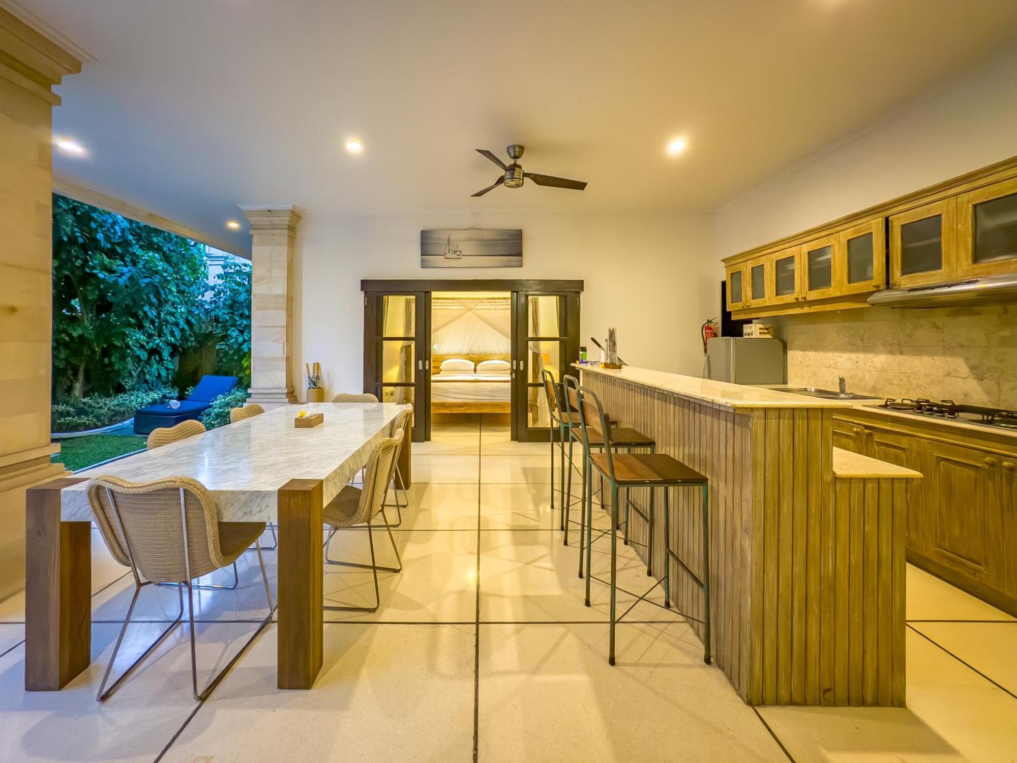 Villa Bugis Kayu Aya Seminyak 객실 사진
