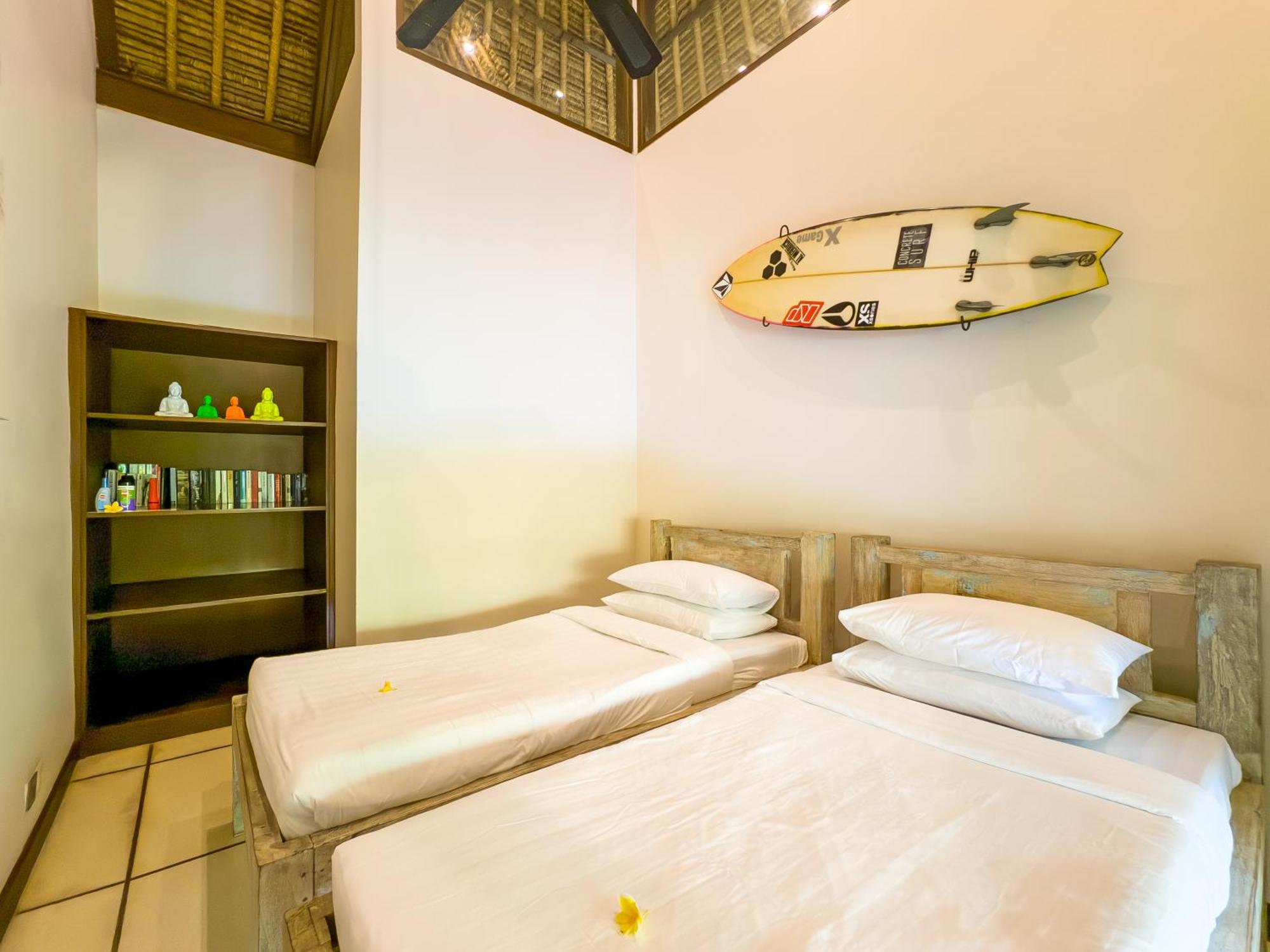 Villa Bugis Kayu Aya Seminyak 객실 사진