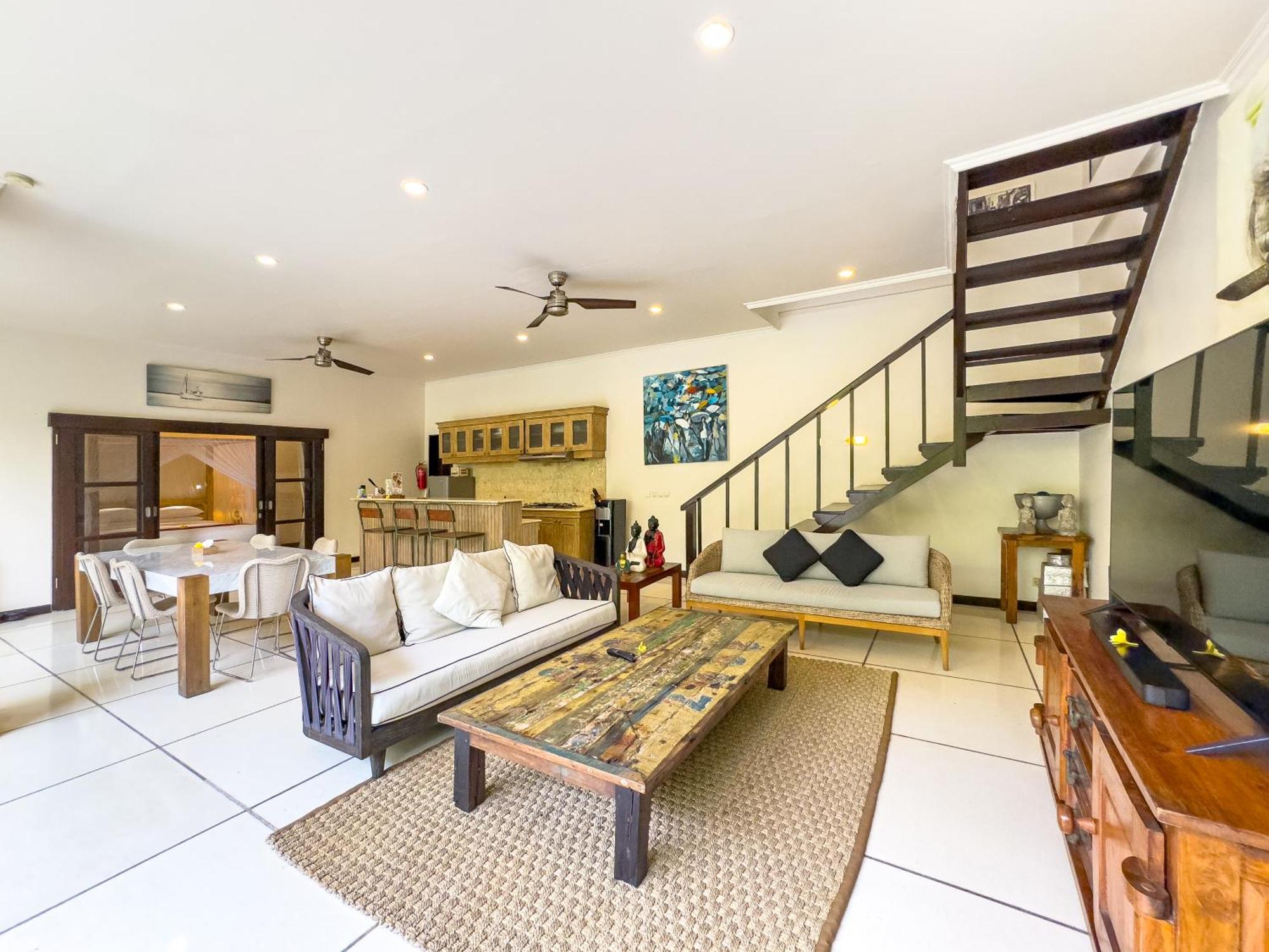 Villa Bugis Kayu Aya Seminyak 객실 사진