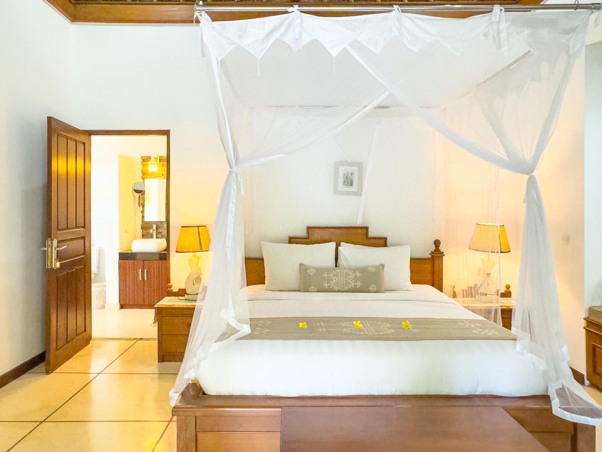 Villa Bugis Kayu Aya Seminyak 객실 사진