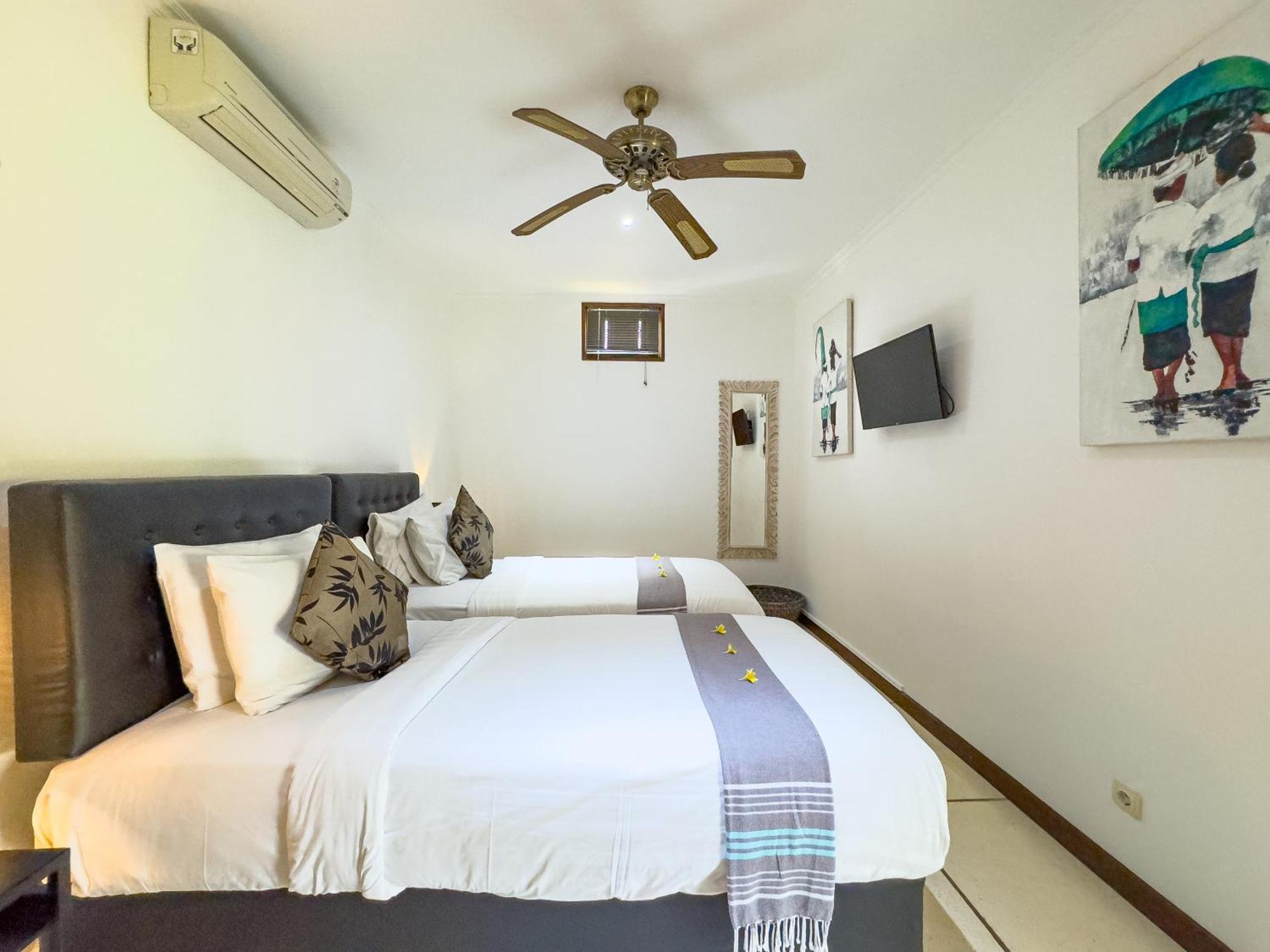 Villa Bugis Kayu Aya Seminyak 객실 사진