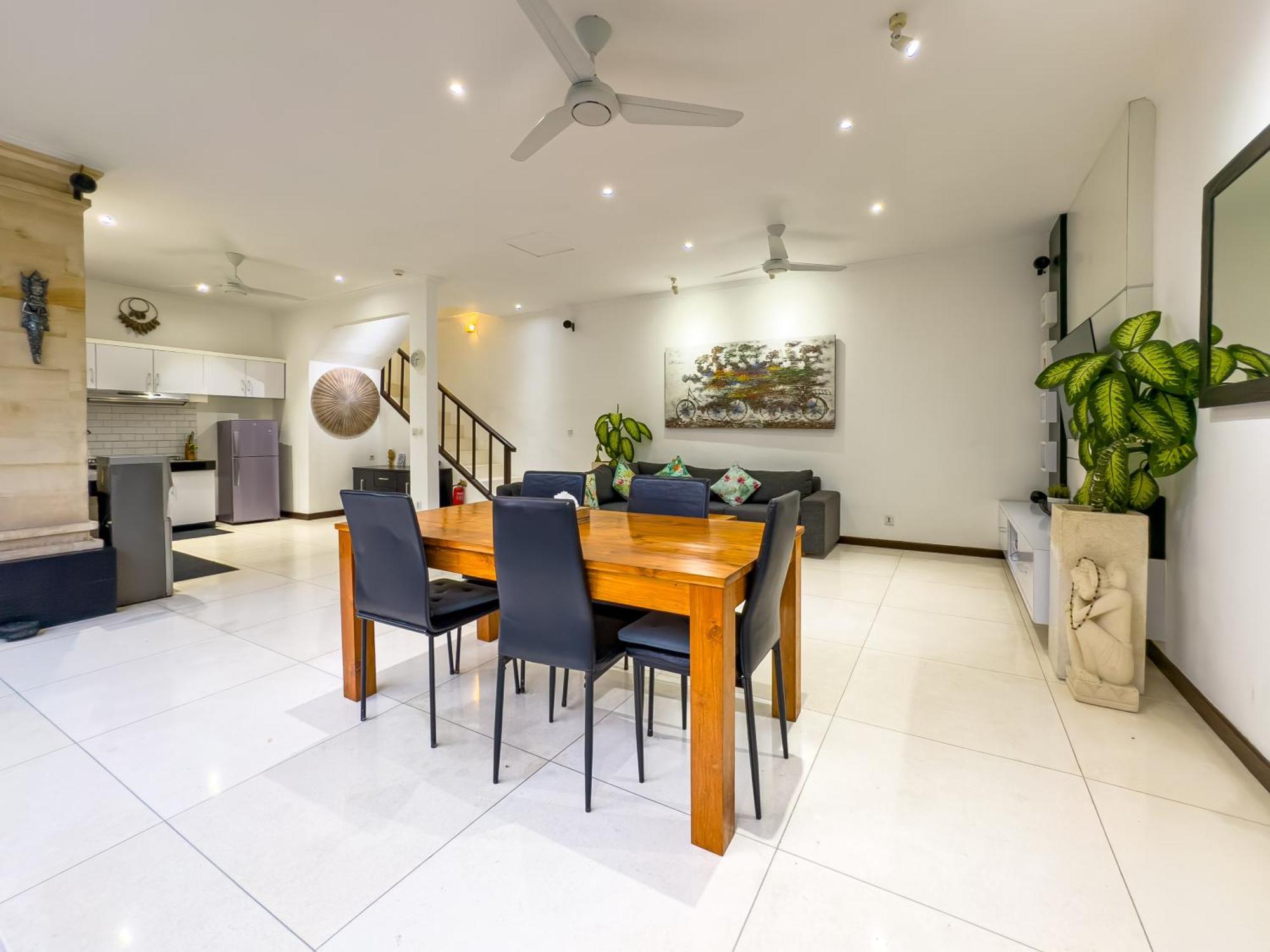 Villa Bugis Kayu Aya Seminyak 객실 사진