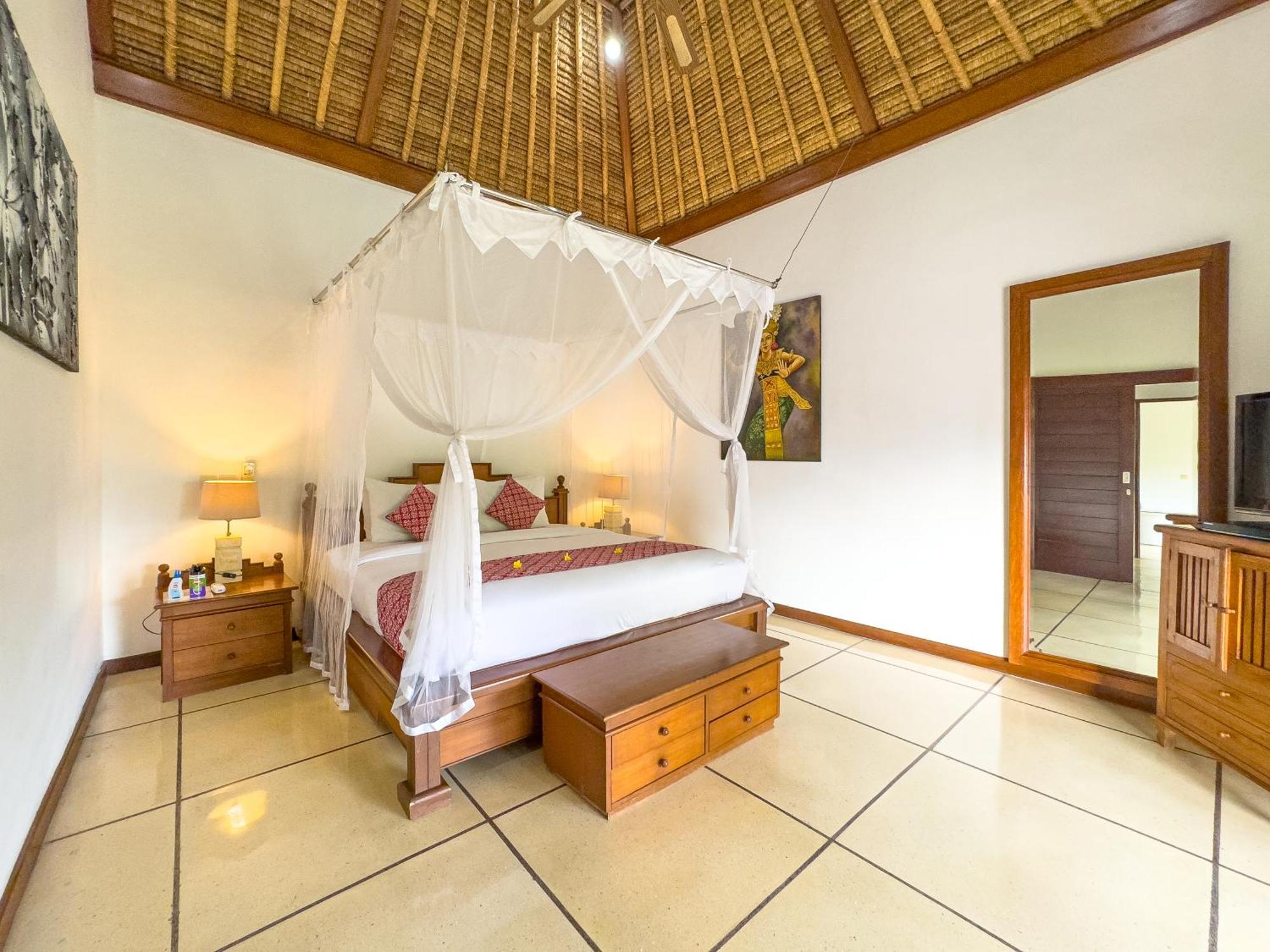 Villa Bugis Kayu Aya Seminyak 객실 사진