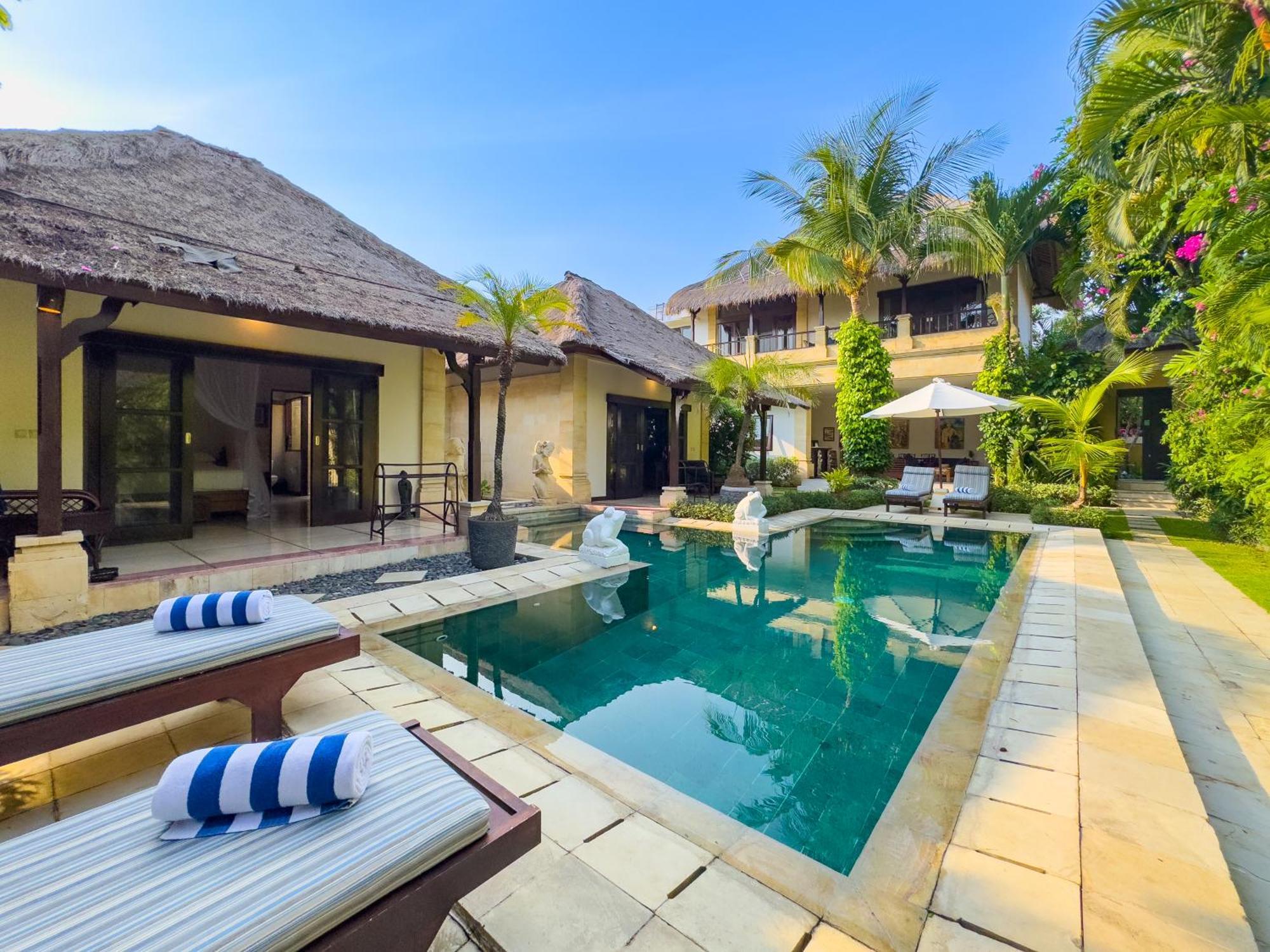 Villa Bugis Kayu Aya Seminyak 객실 사진
